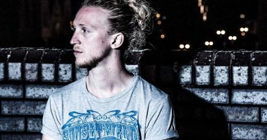 Premiere: Listen to Ed Geater’s new track, ‘Symmetry’ Premiere: Listen to Ed Geater’s new track, ‘Symmetry’