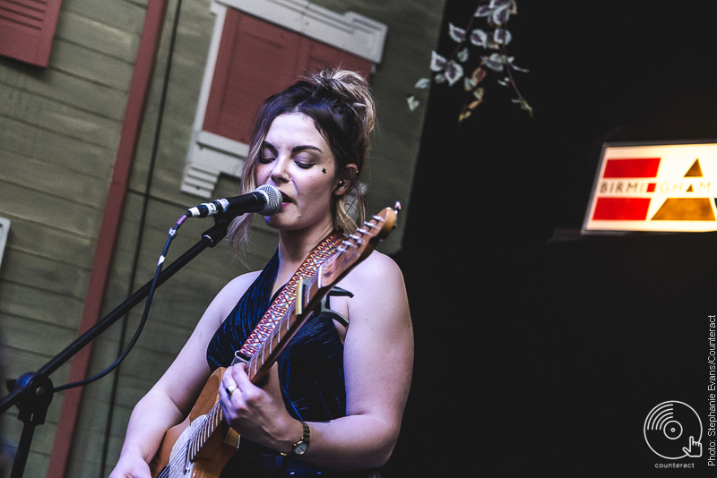 Honeyblood, Mama Roux's