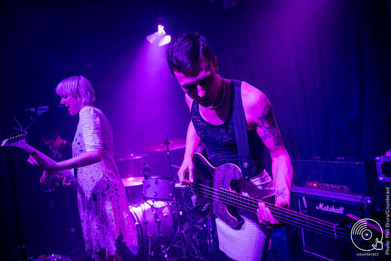 Dilly_Dally_Hare_And_Hounds_Birmingham_10