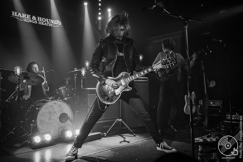 The_Amazons_Hare_And_Hounds_Birmingham_22
