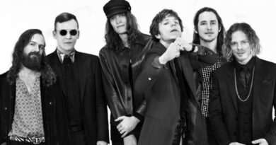 Review: Cage the Elephant have released their latest album ‘Social Cues’ Review: Cage the Elephant have released their latest album ‘Social Cues’