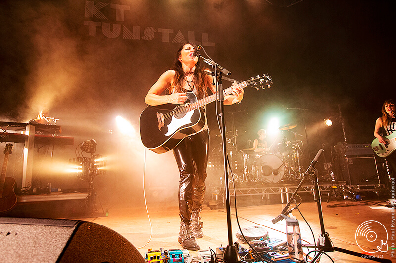 KT_Tunstall_The_Town_Hall_Birmngham_13