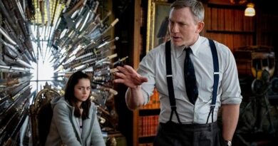 Film review: Slick murder mystery Knives Out is no Christmas turkey Knives Out film header